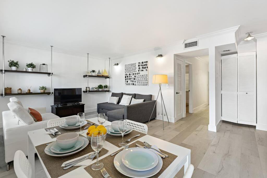 Las Olas Blvd Exclusive Apt With Waterview Fort Lauderdale Zewnętrze zdjęcie